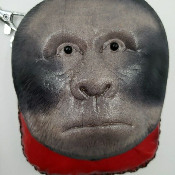 Bigfoot Zip Pouch Sasquatch Gift Handmade Leather Coin Purse Wristlet Keychain - Picture 3 of 14